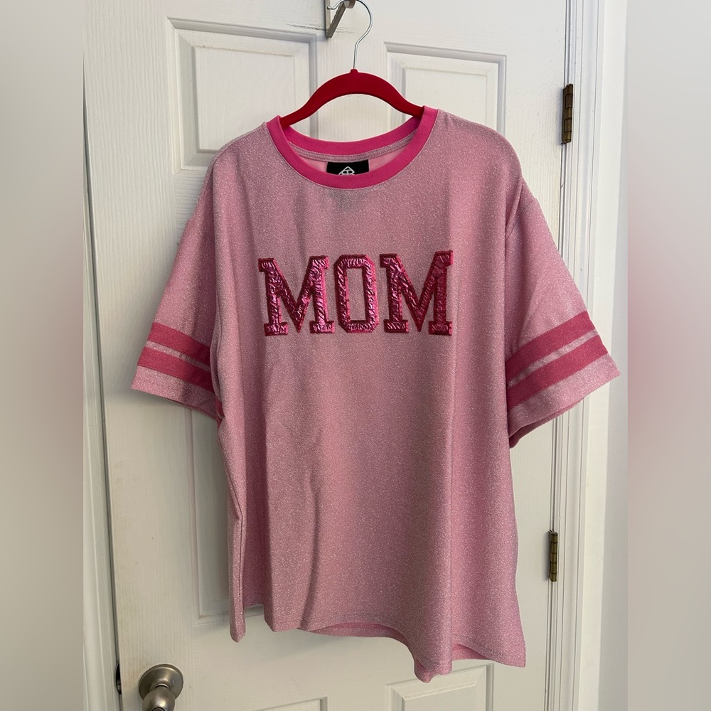 Brianna Cannon NWOT Pink 'MOM' Glitter Short Sleeve Top